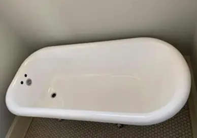 After bathtub refinishing showing smooth and glossy surface